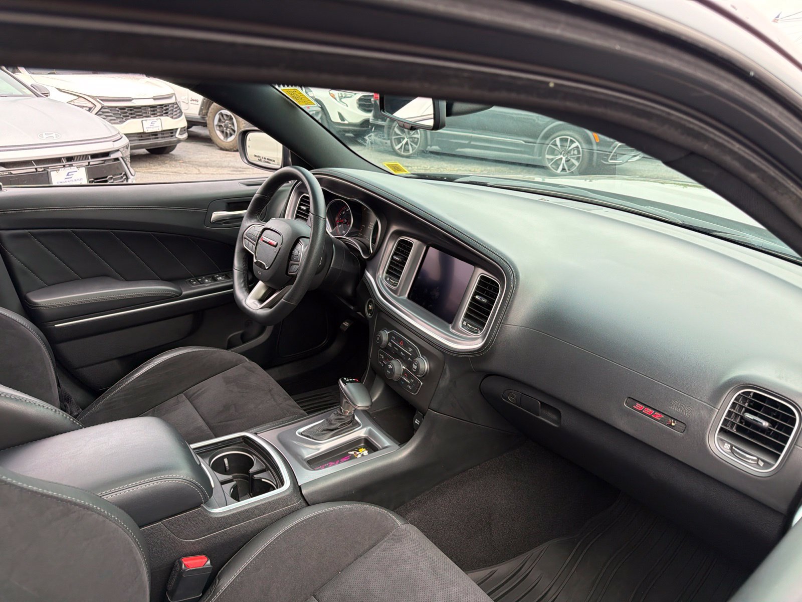 Used 2022 Dodge Charger Scat Pack RWD image 17