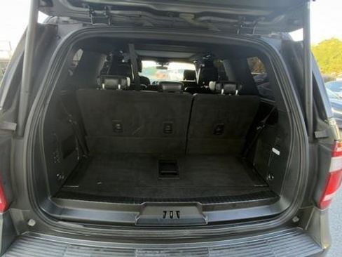 Used 2020 Ford Expedition XLT w/ Equipment Group 202A AWD/4WD image 7
