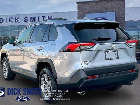 Used 2024 Toyota RAV4 XLE FWD image 4