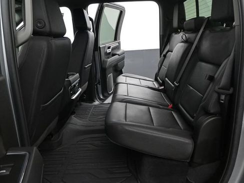 Used 2025 GMC Sierra 2500 SLT w/ SLT Premium Package AWD/4WD image 13