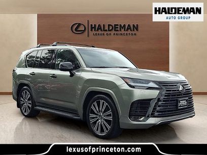 Used 2024 Lexus LX 600 4WD w/ Appearance Package
