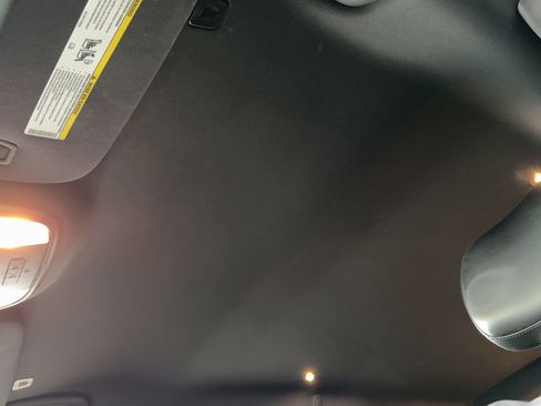 Used 2018 Jeep Grand Cherokee Limited image 26