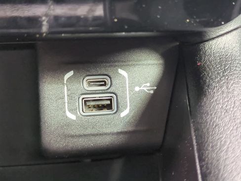 Used 2022 Jeep Compass Latitude image 31