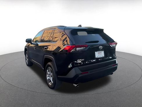 Used 2025 Toyota RAV4 XLE image 11