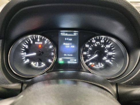 Used 2017 Nissan Rogue S AWD/4WD image 23
