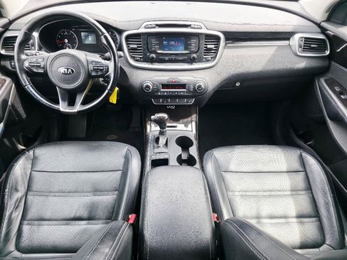 Used 2016 Kia Sorento EX FWD image 18