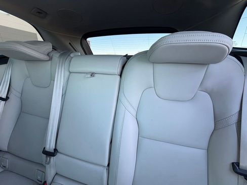 Used 2025 Volvo XC60 T8 Ultra w/ Protection Package Premier image 12