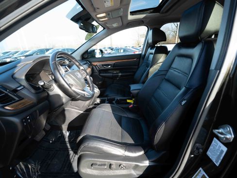 Used 2018 Honda CR-V Touring image 9