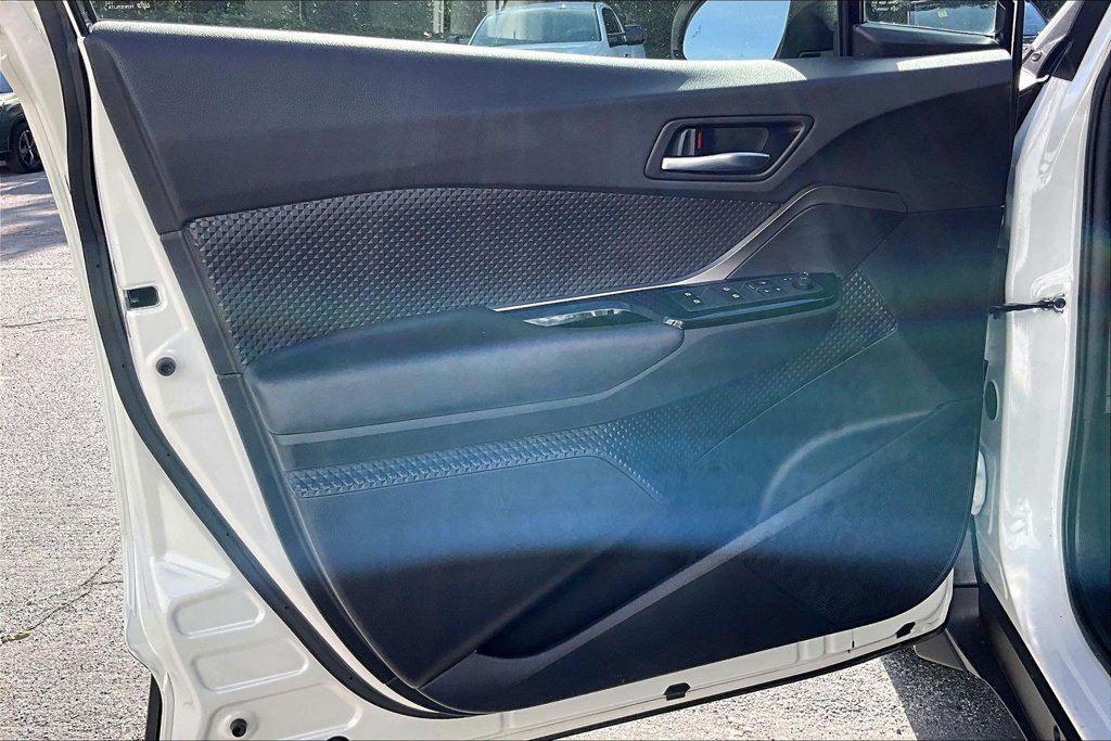 Used 2019 Toyota C-HR XLE FWD image 20