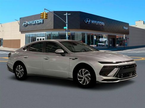 New 2026 Hyundai Sonata Blue FWD image 10