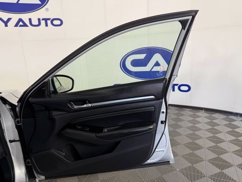 Used 2023 Nissan Altima 2.5 SL image 15