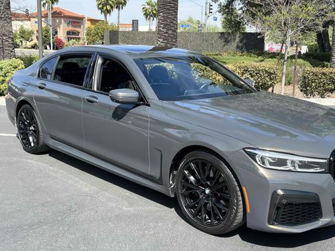 Used 2022 BMW 740i 740i - DRIVING ASSISTANCE PROF w/ M Sport Package image 44