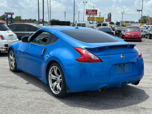 Used 2009 Nissan 370Z Touring w/ Sport Pkg RWD image 7