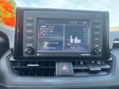 Used 2022 Toyota RAV4 XLE w/ Convenience Package image 33