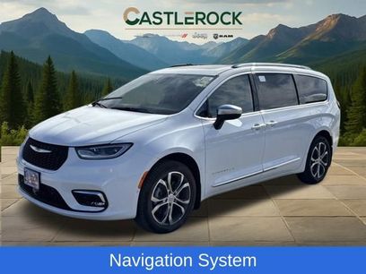 New 2026 Chrysler Pacifica Pinnacle