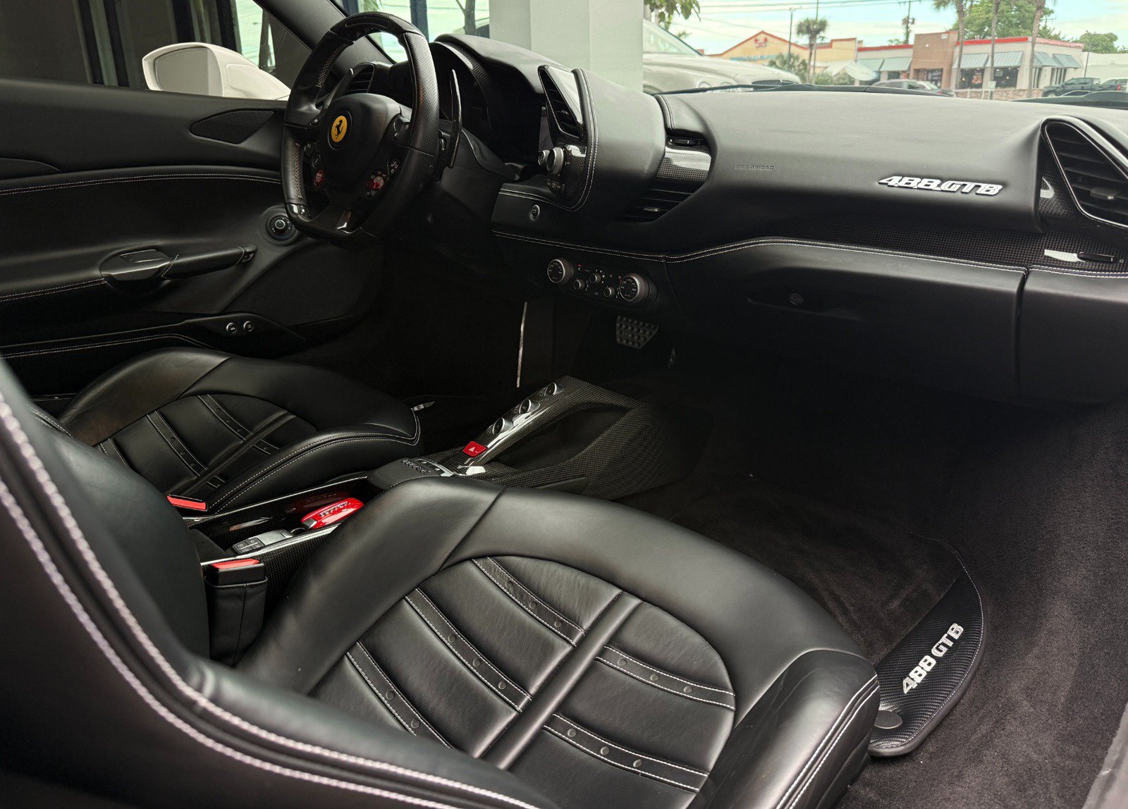Used 2016 Ferrari 488 GTB RWD image 30