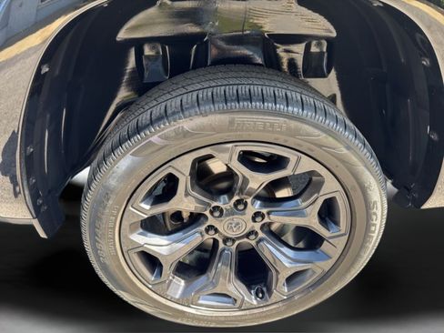 Used 2022 RAM 1500 Limited AWD/4WD image 40