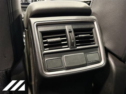 Certified 2023 Subaru Forester Premium image 27