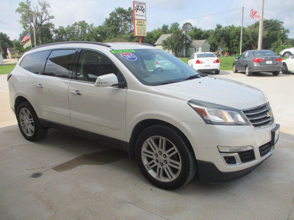 Used 2015 Chevrolet Traverse LT w/ Style and Technology Package FWD image 17