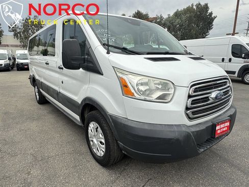 Used 2015 Ford Transit 350 XLT image 4
