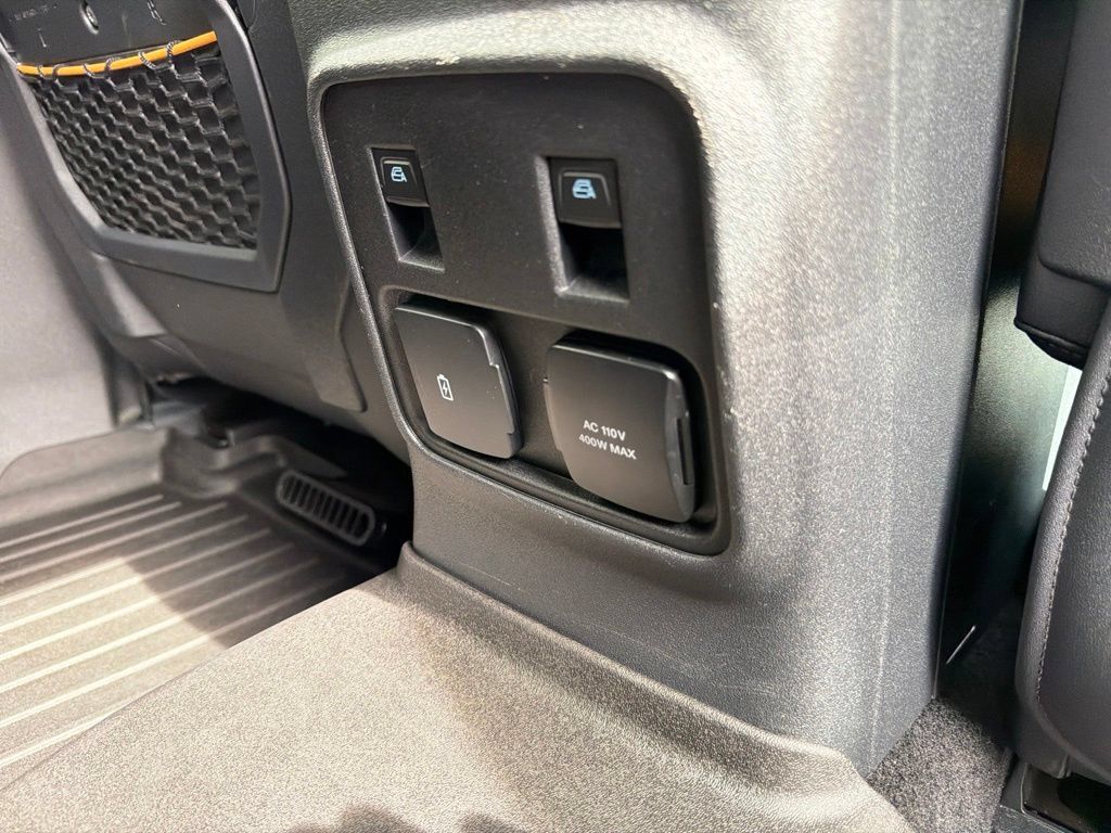 Used 2024 Ford Bronco Badlands AWD/4WD image 26