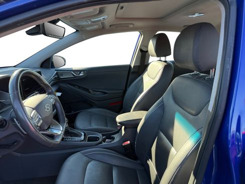 Used 2022 Hyundai Ioniq Limited image 10