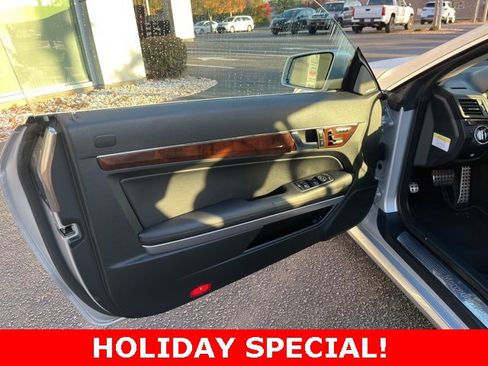Used 2011 Mercedes-Benz E 550 Cabriolet image 5