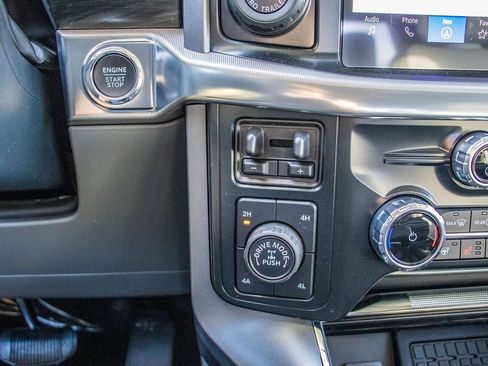 Used 2025 Ford F150 Lariat w/ Equipment Group 501A Mid AWD/4WD image 35
