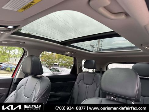 Used 2022 Kia Sorento SX w/ Panoramic Sunroof Package image 24