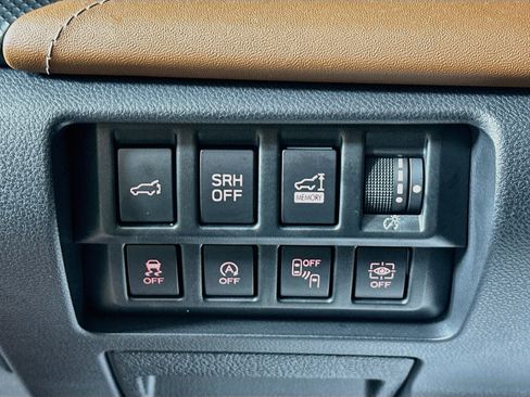 Used 2023 Subaru Forester Touring AWD/4WD image 10