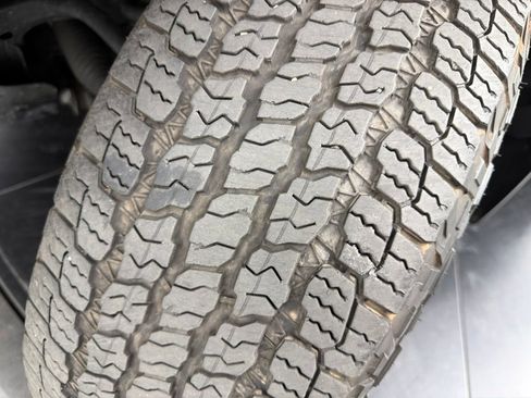 Used 2023 Toyota Tacoma TRD Off-Road AWD/4WD image 18