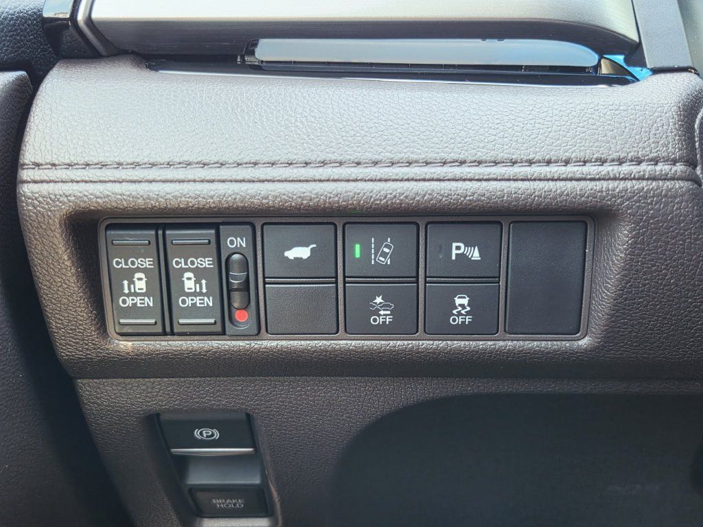 Certified 2019 Honda Odyssey Elite image 30