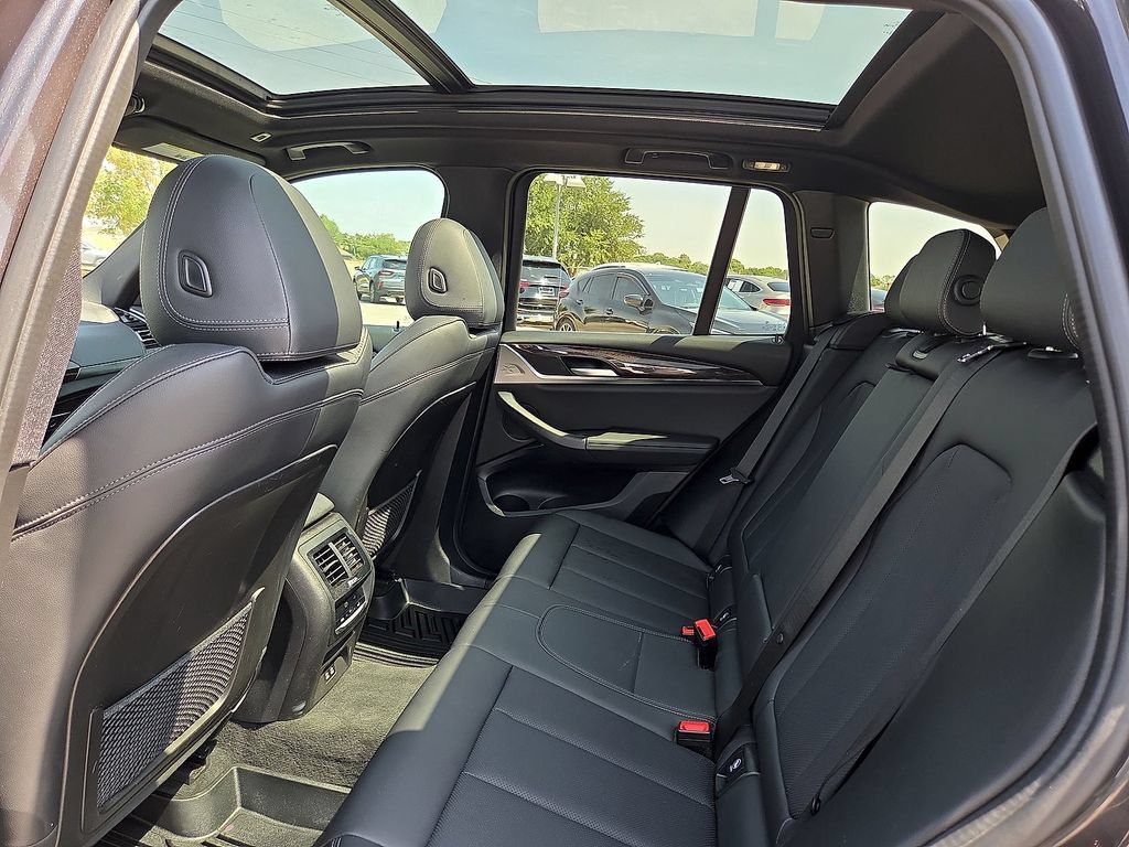 Used 2022 BMW X3 xDrive30i AWD/4WD image 13