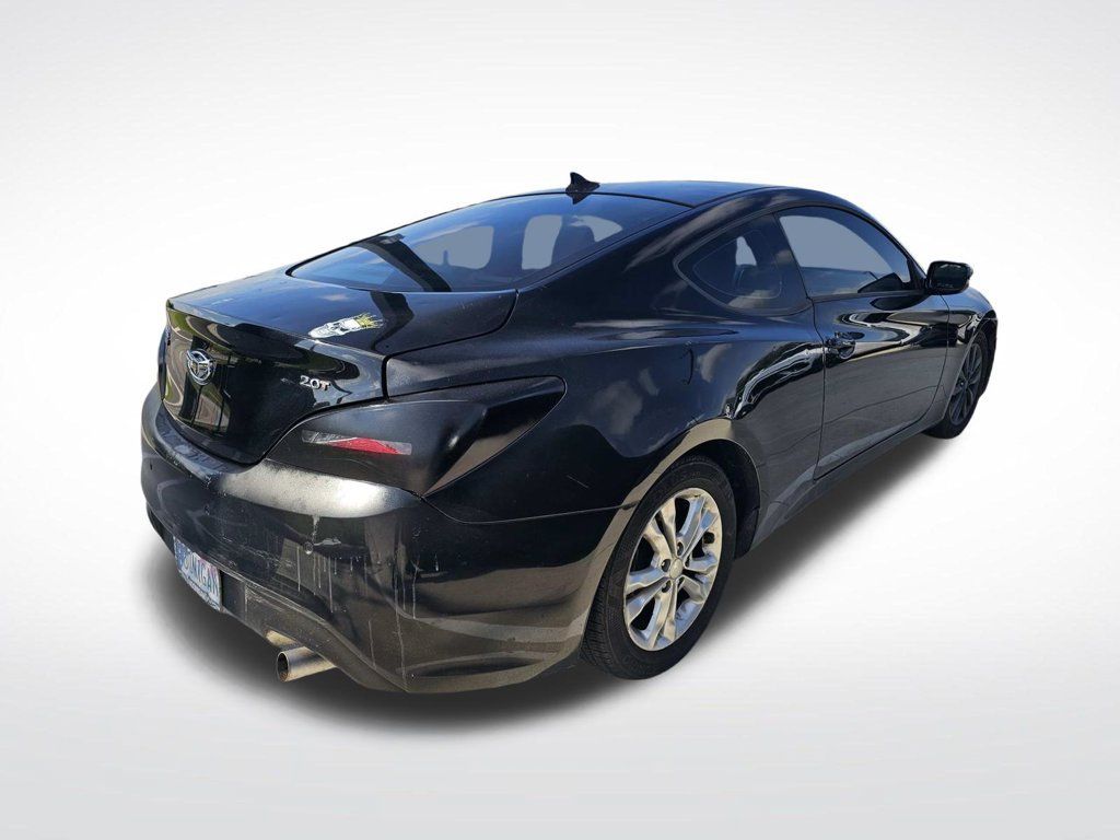 Used 2014 Hyundai Genesis 2.0T RWD image 18