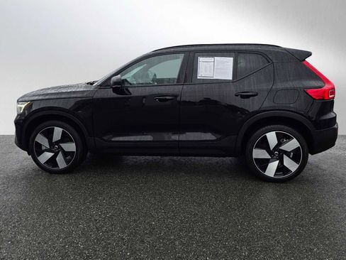Used 2023 Volvo XC40 Recharge Ultimate w/ Protection Package Premier image 6