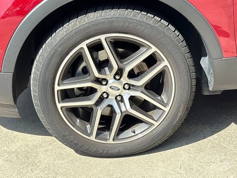 Used 2017 Ford Explorer Sport image 11
