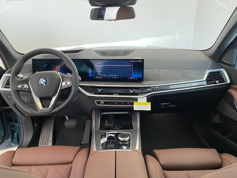Used 2026 BMW X5 xDrive50e w/ Premium Package AWD/4WD image 14