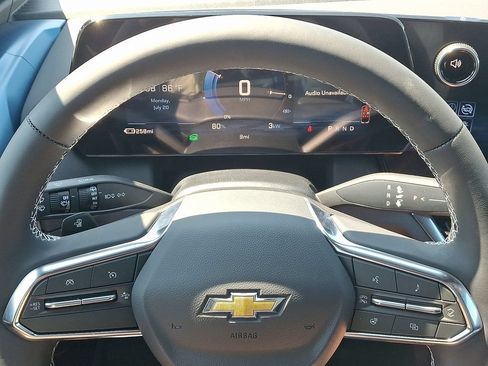 New 2026 Chevrolet Equinox EV LT FWD image 9