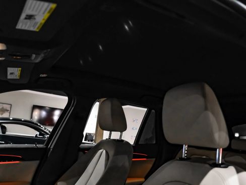 Used 2021 BMW X1 xDrive28i w/ Premium Package AWD/4WD image 5