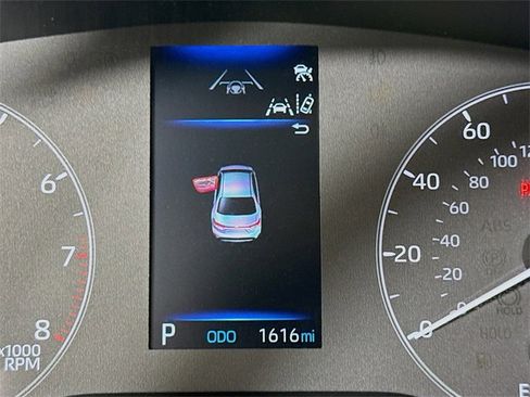 Certified 2025 Toyota Corolla LE image 33