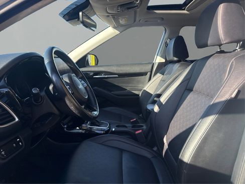 Used 2022 Kia Seltos EX image 9