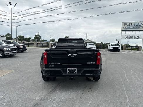 Used 2023 Chevrolet Silverado 3500 High Country AWD/4WD image 18