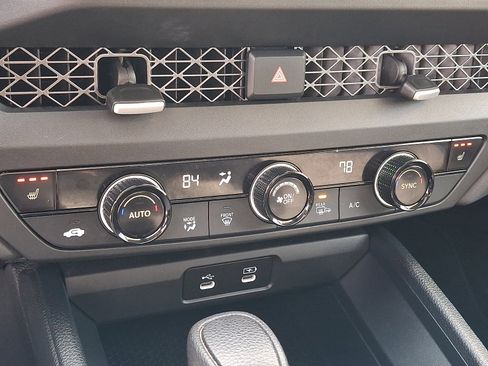 Certified 2023 Honda Accord EX image 19