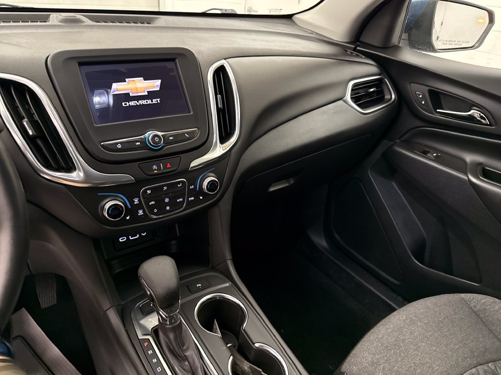 Used 2024 Chevrolet Equinox LT AWD/4WD image 17