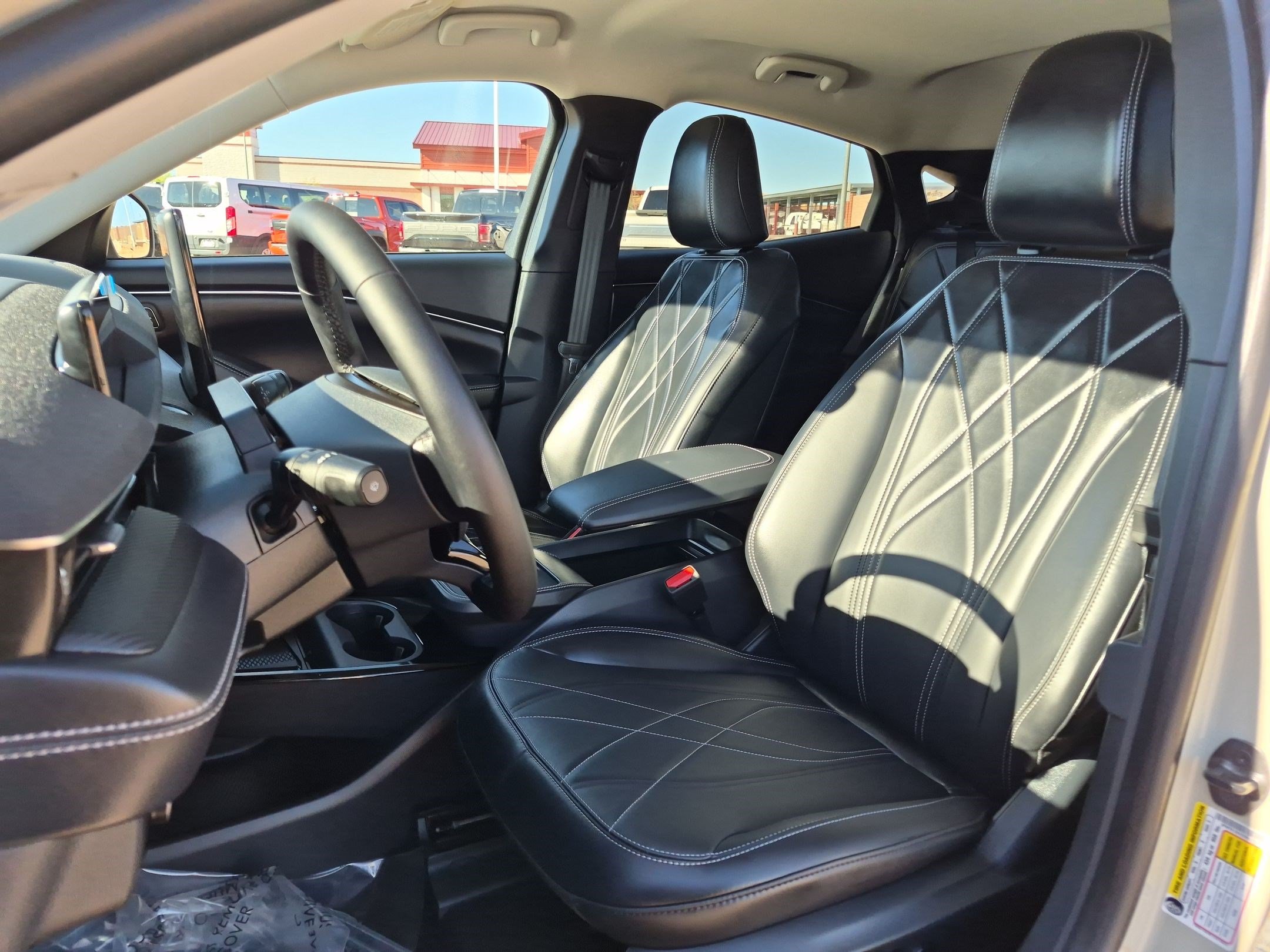 Used 2025 Ford Mustang Mach-E Select RWD image 15