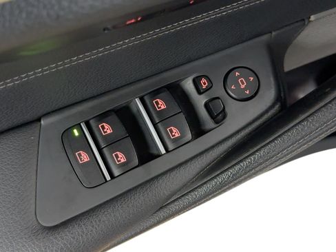 Used 2022 BMW 540i w/ M Sport Package image 13