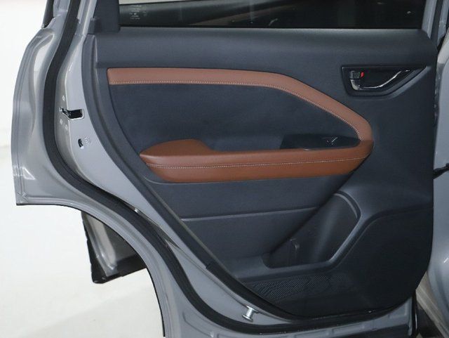 Used 2025 Subaru Forester Touring AWD/4WD image 13