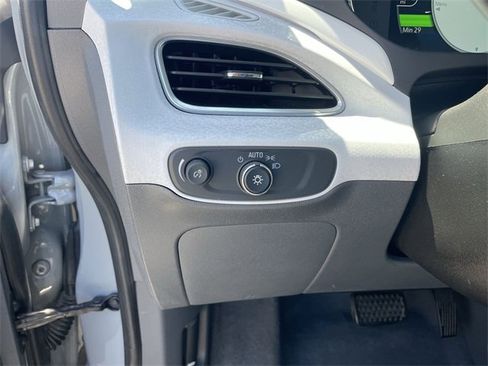 Used 2019 Chevrolet Bolt LT image 17