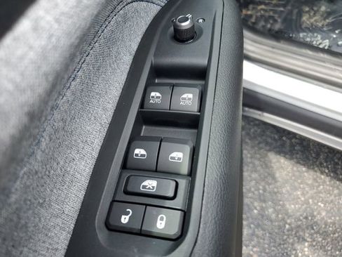 New 2025 Jeep Compass Sport image 22