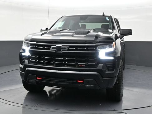 Used 2022 Chevrolet Silverado 1500 LT Trail Boss AWD/4WD image 9